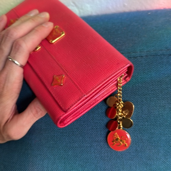 MCM trifold continental leather Princess wallet main image 4